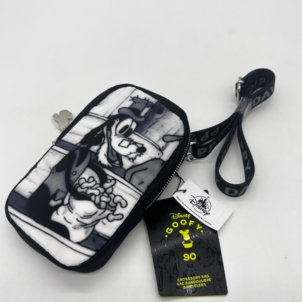 Disney Parks GOOFY 90th Anniversary Crossbody Bag (NWT)